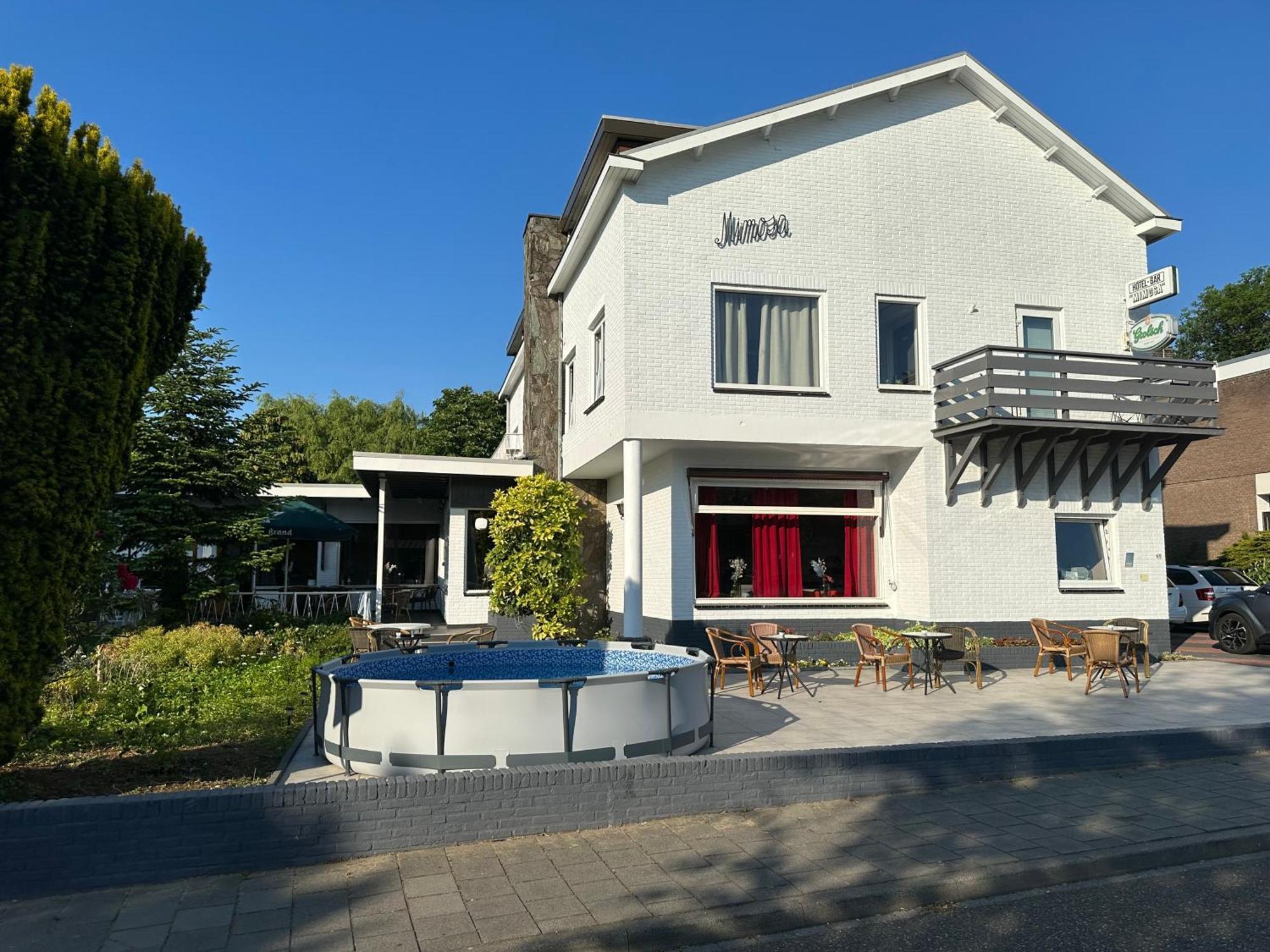 Mimosa Hotel Valkenburg aan de Geul Exterior foto